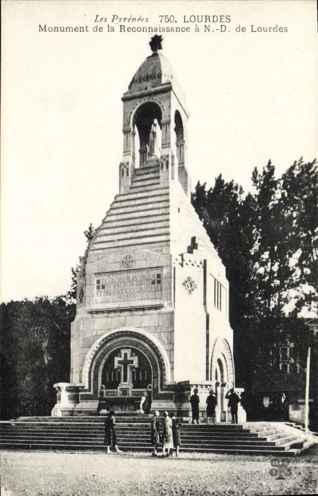 Monument de la Reconnaissance à N.-D. de Lourdes — Les Pyrénées 750. Lourdes — Édition Grand Tassin de La Chavelle - Recto