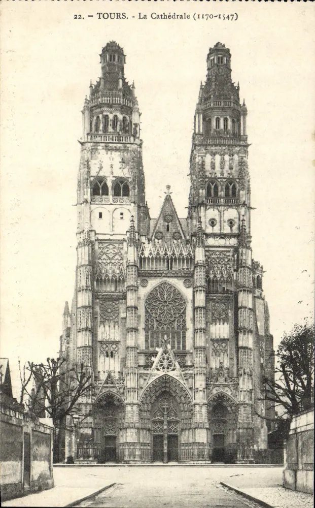 Tours - A Catedral (1170-1547) — editor não identificado, n° de série 22 - Frente