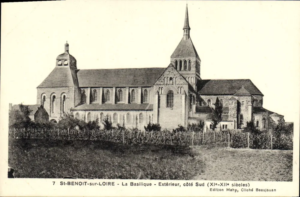 St-BENOIT-sur-LOIRE - Die Basilika - Äußeres, Südseite (11. bis 12. Jahrhundert) - Ausgabe Mahy, Foto von Beaujouan - Vorderseite