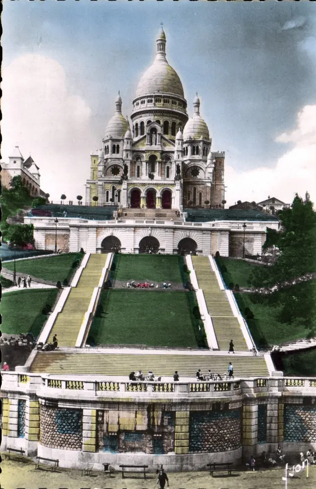 Paris... Spaziergang — Basilika des Heiligen Herzens und die monumentale Treppe — Editions d'Art, Rue Marcel, Paris - Vorderseite