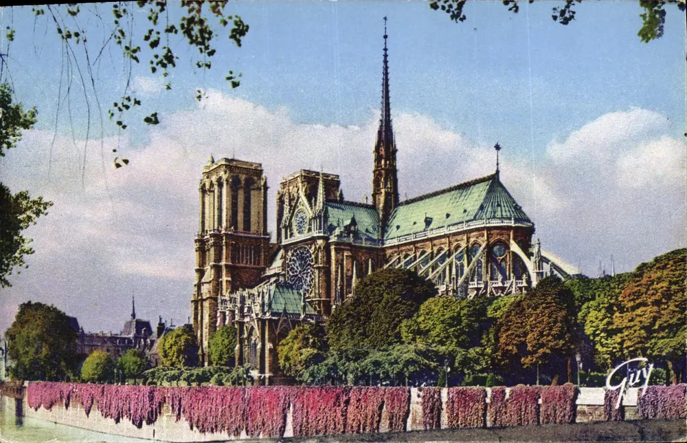 Notre-Dame de Paris — Abside da Catedral — Editor André Leconte 'Guy' - Frente