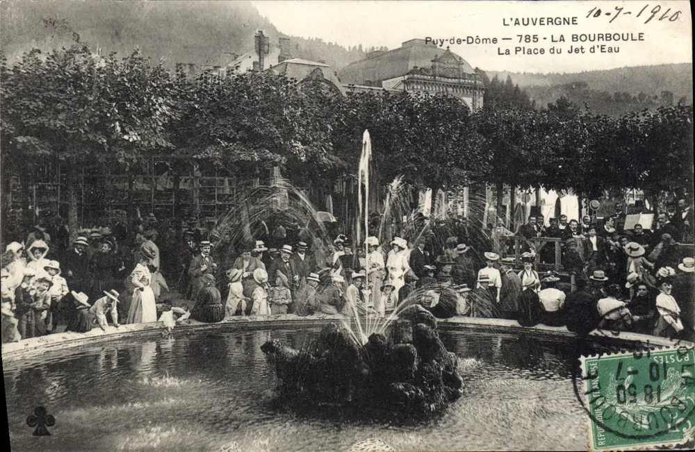 La Bourboule — Die Place du Jet d'Eau — Puy-de-Dôme 785 - Vorderseite