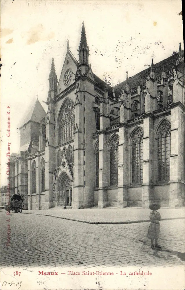 Meaux — Place Saint-Étienne — Die Kathedrale — Photogravure A. Ramez - Sammlung R. F. - n° 587 - Vorderseite