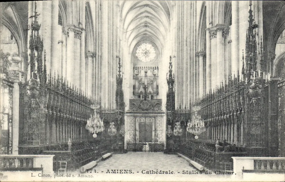Amiens - Catedral - Stalles do Coro - Frente