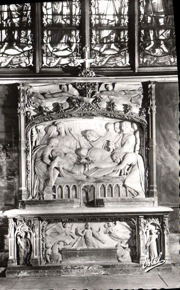 Kirche Saint-Germain-l'Auxerrois — Kapelle der Guten Toten: Grab und Auferstehung (Baron de Triqueti, 1841) — Estel - Vorderseite