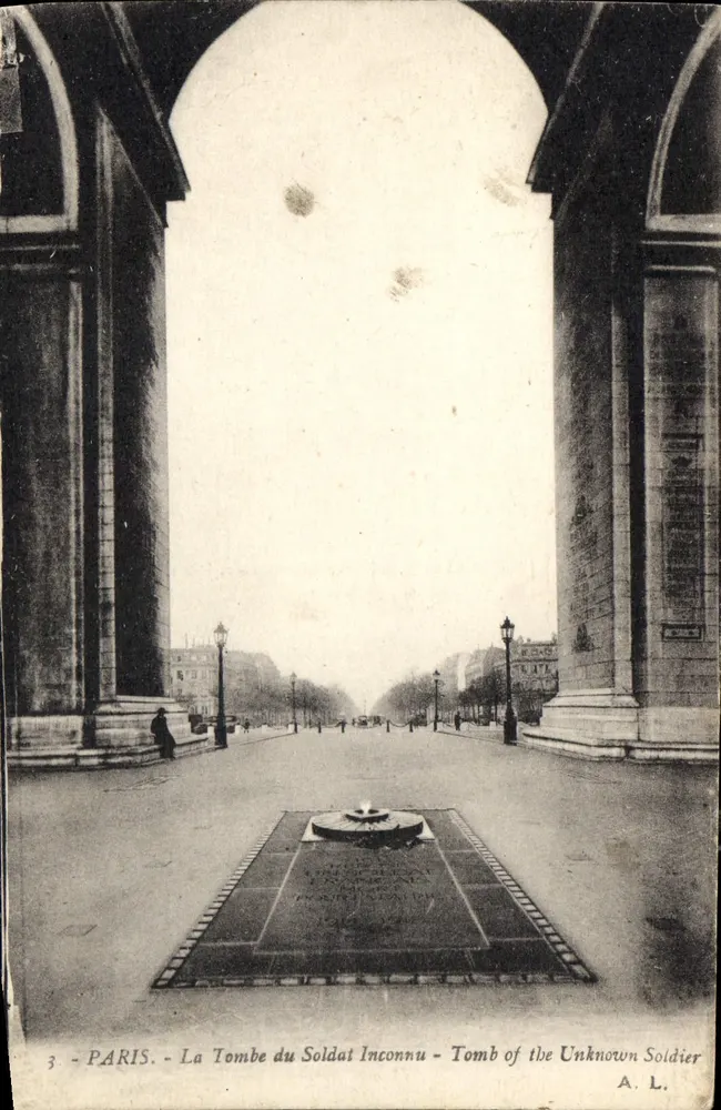 Paris - A Tumba do Soldado Desconhecido - Tomb of the Unknown Soldier - A. L. - Frente