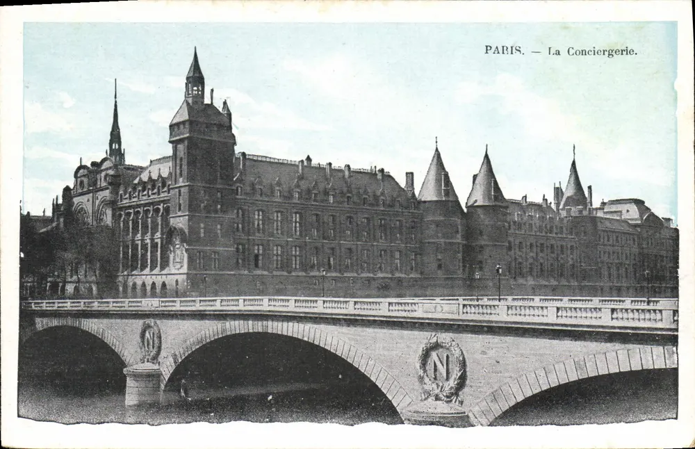 Paris — A Conciergerie — J.C. Paris - Frente