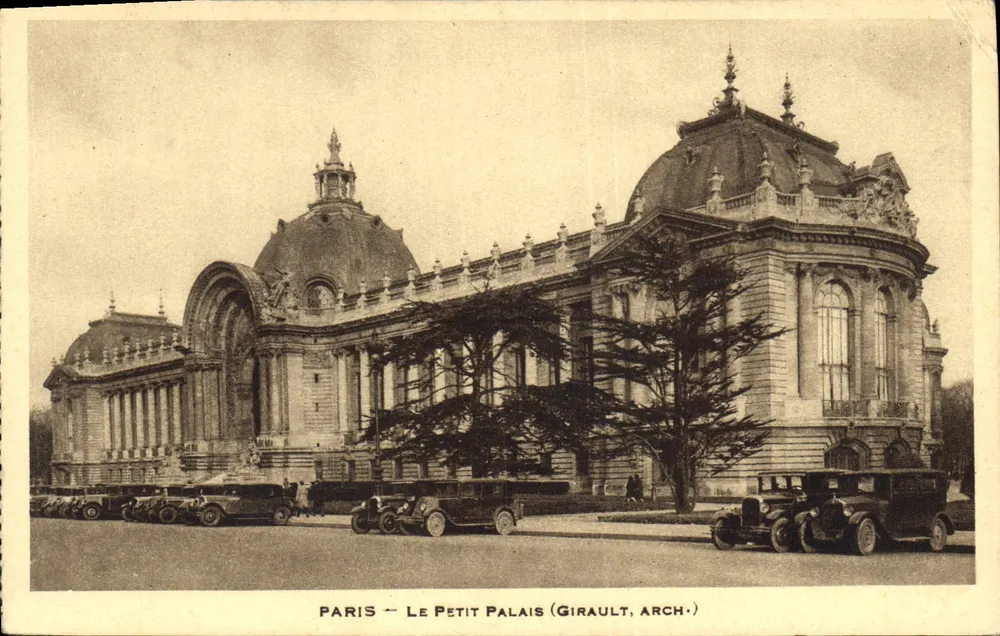 PARIS — O Petit Palais (Girault, Arq.) - Frente