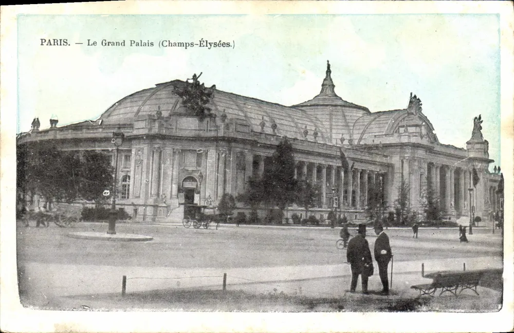 PARIS. — O Grande Palácio (Champs-Élysées.) — J.C. PARIS - Frente