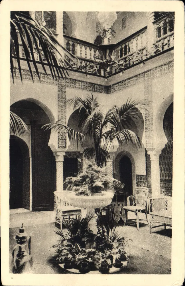 Pátio interno de um palácio de verão em Argel — Salão Marroquino — editor SPÉGA - Frente