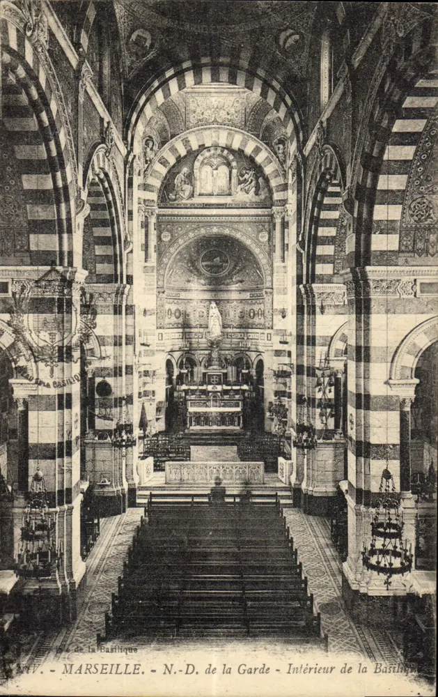 Marseille - Notre-Dame de la Garde - Innenansicht der Basilika - Vorderseite