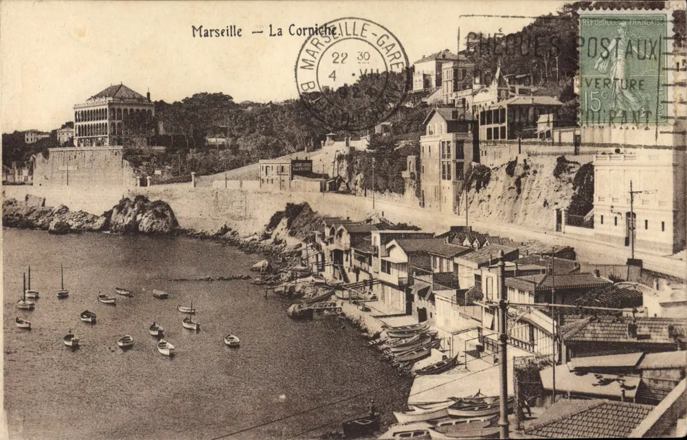 Marselha — A Corniche — Editor: Cheques Postais - Frente