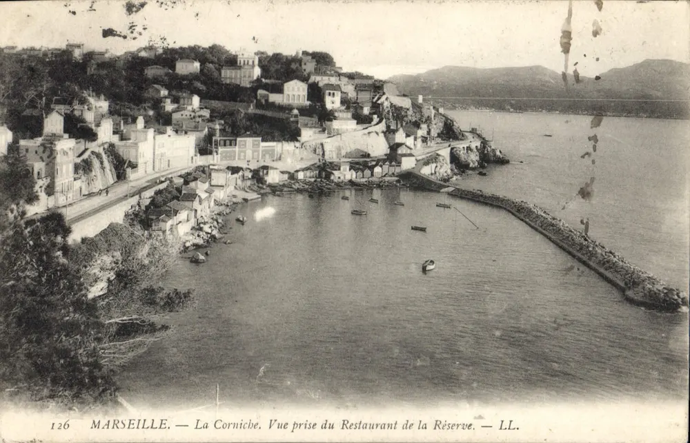 Marseille — Die Corniche. Ansicht vom Restaurant de la Réserve — L.L. n°126 - Vorderseite