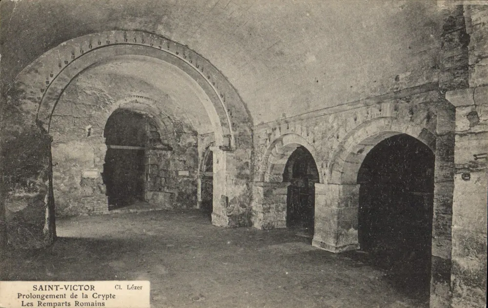 Saint-Victor — Verlängerung der Krypta, die römischen Mauern — Cl. Lézer - Vorderseite