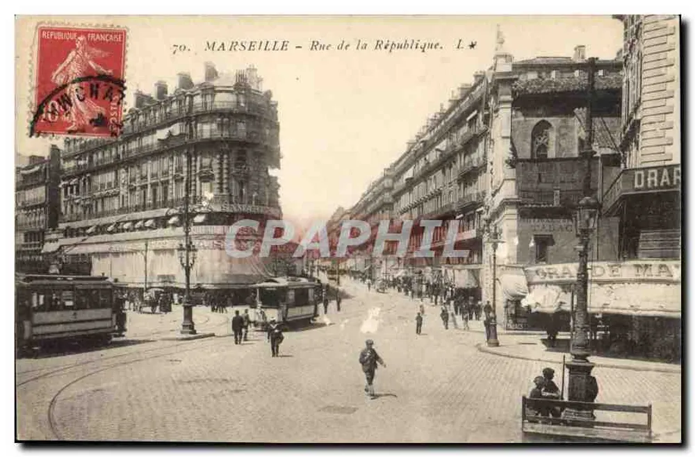 MARSEILLE - Rue de la République — vista urbana com trêmio — editor L* - Frente