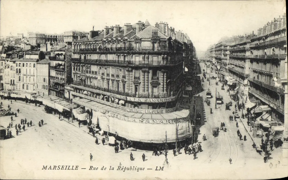 Marselha — Rue de la République — LM - Frente