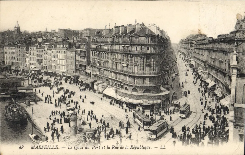Marseille — Der Hafenkai und die Straße der Republik — LL - Vorderseite