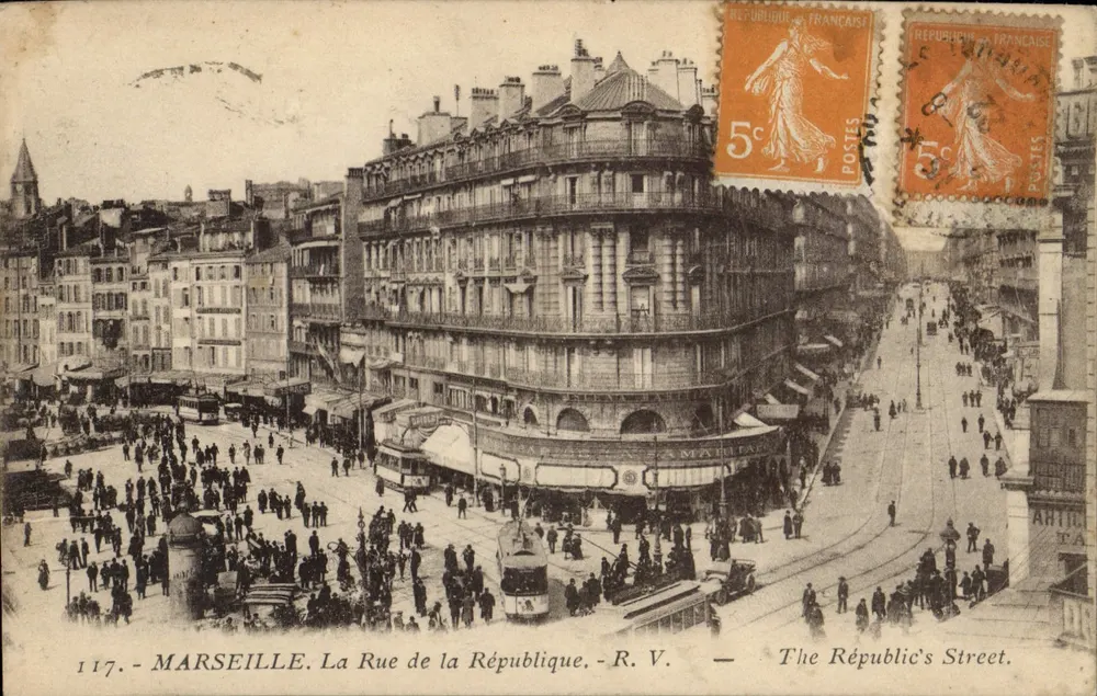 MARSEILLE. A Rue de la République. - R. V. - Frente
