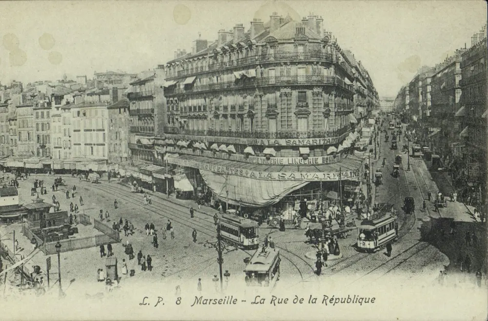 Marselha - A Rua da República — diante da Samaritaine — L.P. 8 - Frente
