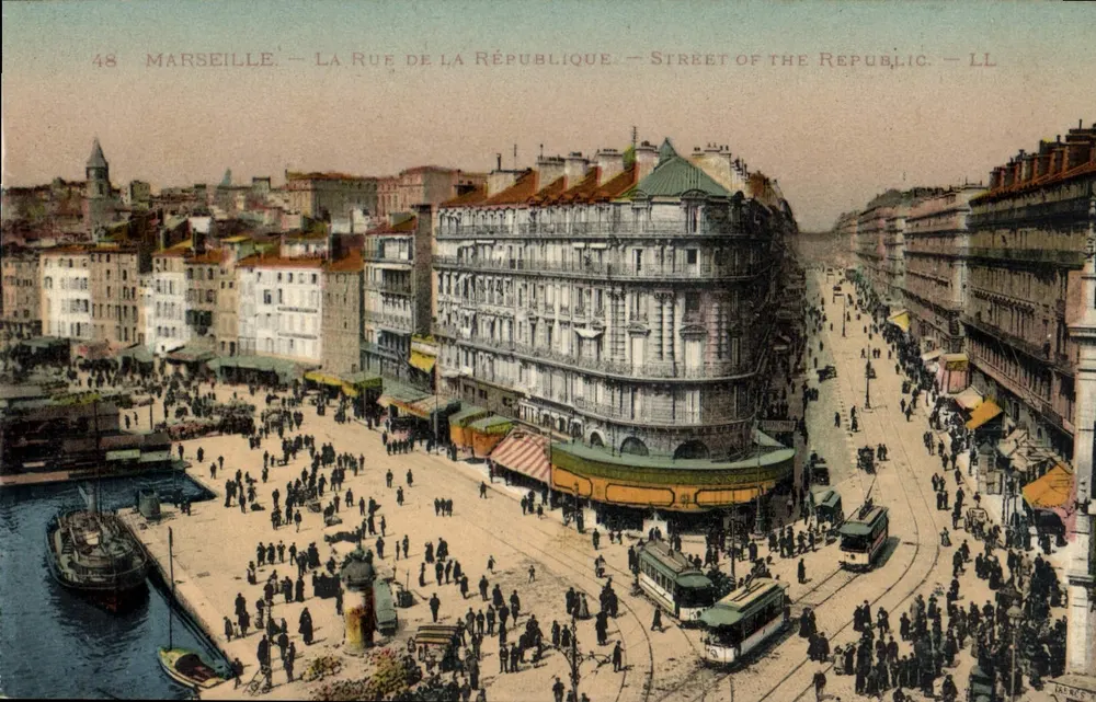 Marselha — A Rua da República — LL - Frente