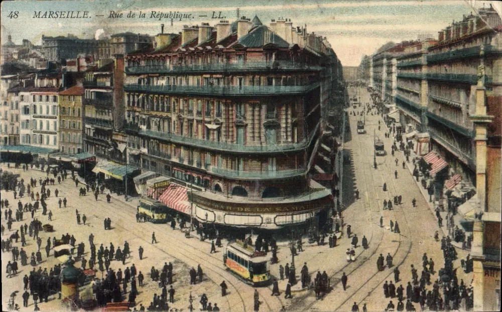 Marselha — Rue de la République — LL. — N°48 - Frente