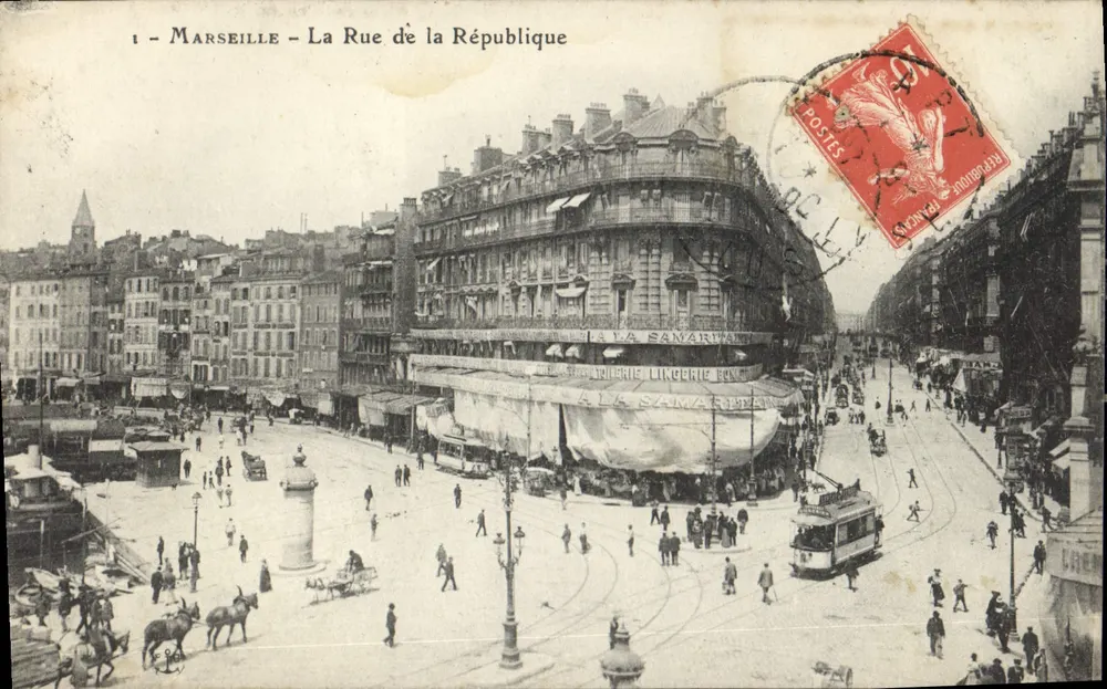Marseille - A Rue de la République — vista da galeria Samaritaine com trem e pedestres — editor desconhecido, n°1 - Frente