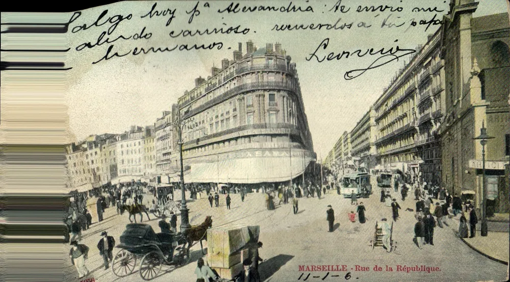 MARSEILLE - Rue de la République — vista animada com edifício com varandas — ed. Dock Carte Postale - Frente