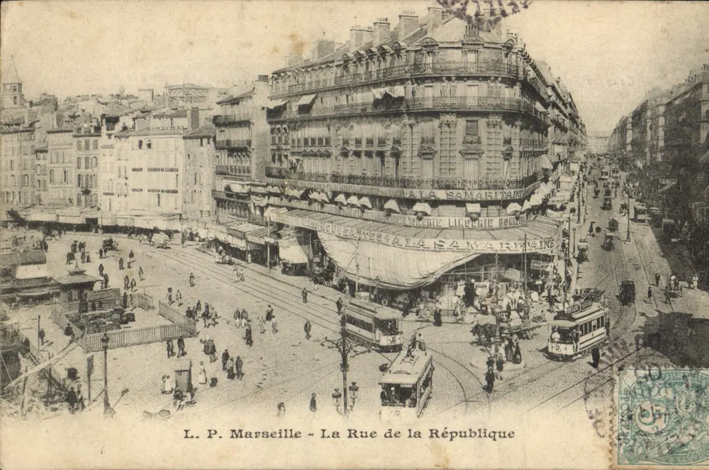 Marseille - A Rua da República — vista da Samaritaine — L.P. Marseille - Frente
