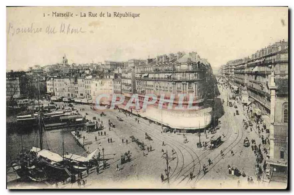 Marselha - A Rue de la République — vista panorâmica com quai e trams — editor Bouche du Rhône, n°1 - Frente