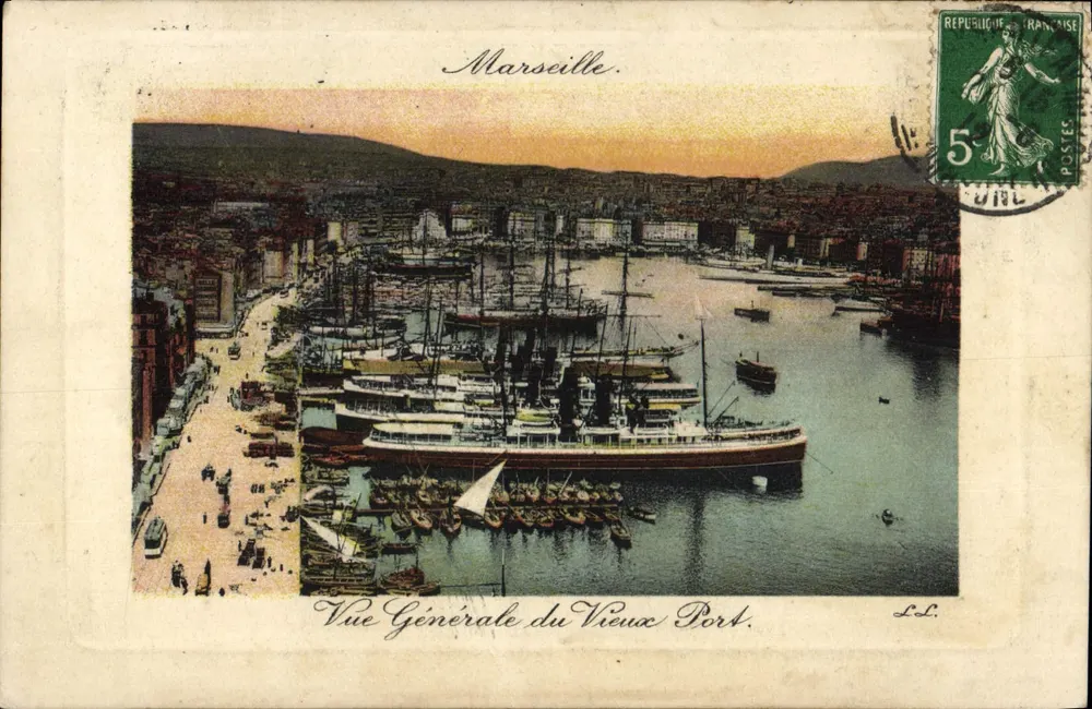 Marseille — Allgemeiner Blick auf den Alten Hafen — L.L. - Vorderseite