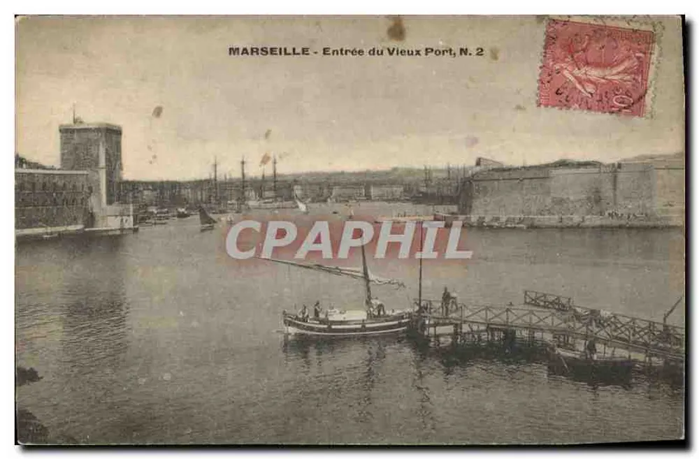 MARSEILLE - Eingang zum Vieux Port, N. 2 — Verlag nicht sichtbar - Vorderseite