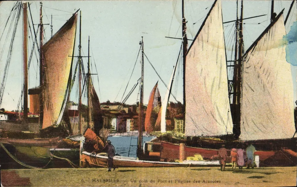 Marseille — Eine Ecke des Hafens und die Église des Accoules — Édition La Cigogne - Vorderseite