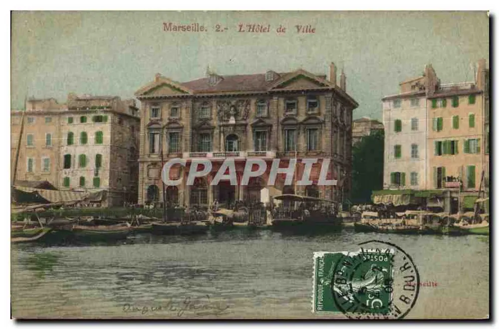 Marseille. 2.- O Hotel de Ville — vista do porto com barcos — editor não visível - Frente