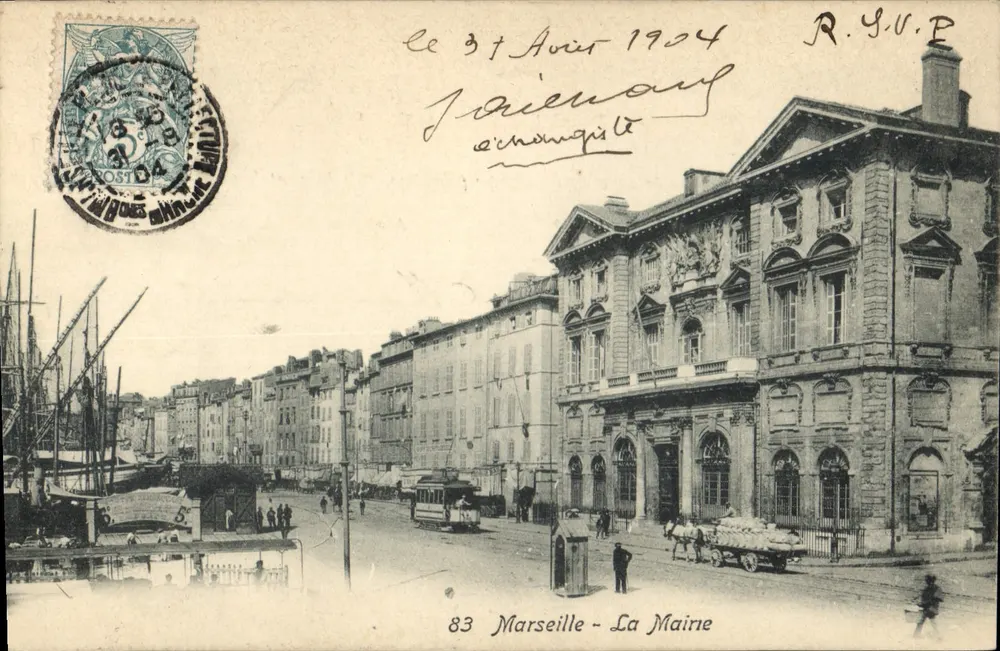 Marseille - La Mairie — uitzicht op de straat met tram en kade — R.Y.V.P. n°83 - Voorkant