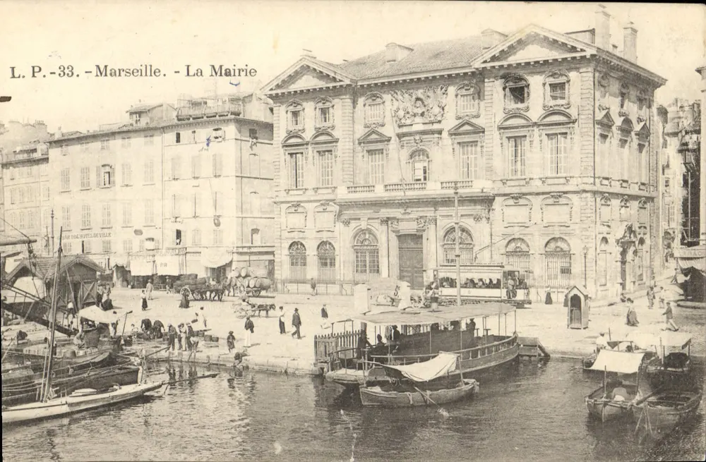 Marseille - A Prefeitura — vista do porto com barcos — L.P.-33, editor Hotel de Ville - Frente