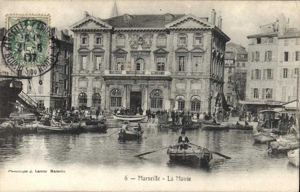 Marselha - A Prefeitura — vista do porto com barcos — Fototipia J. Lacour Marselha - Frente