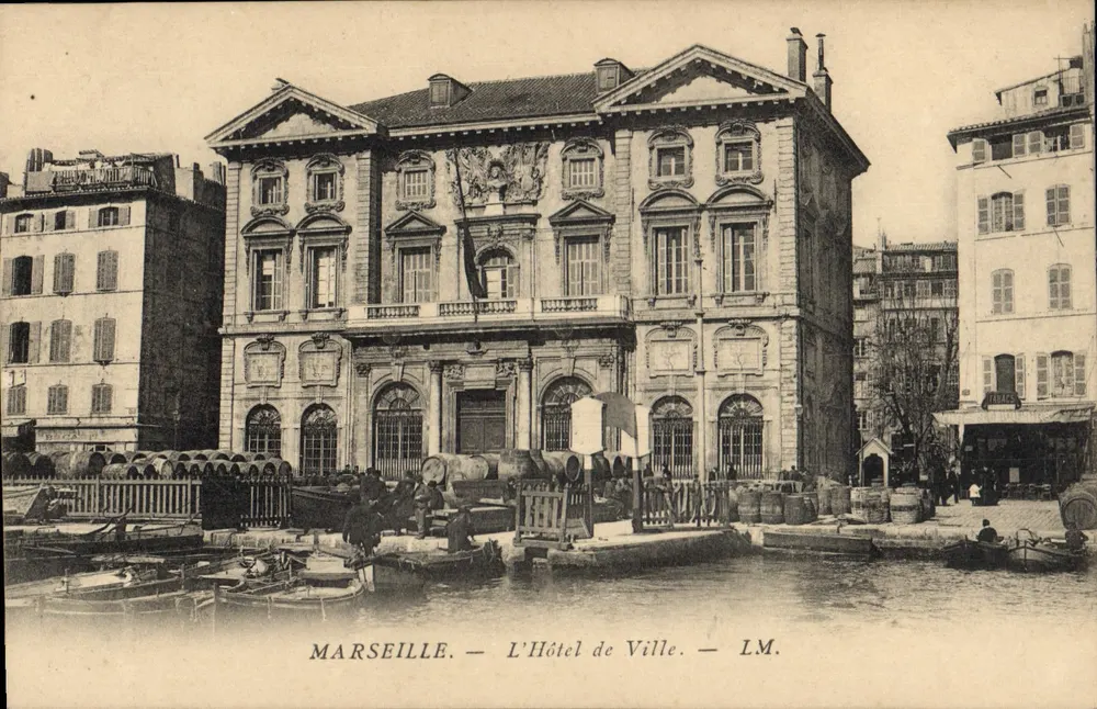 Marselha — O Hotel de Ville — LM. - Frente