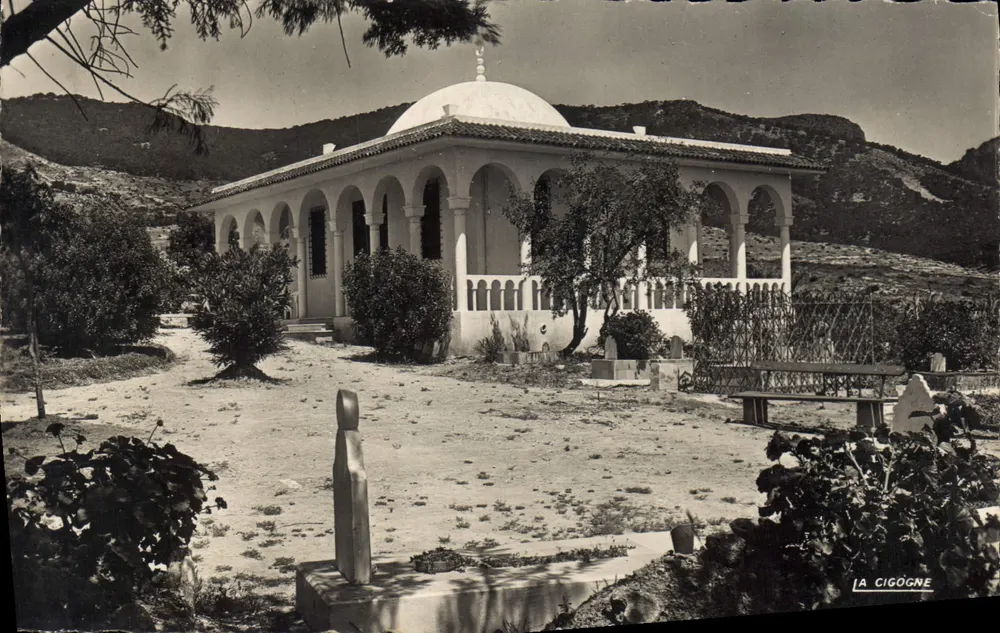 Kouba no cemitério árabe — ORAN — Edições «La Cigogne» - Frente