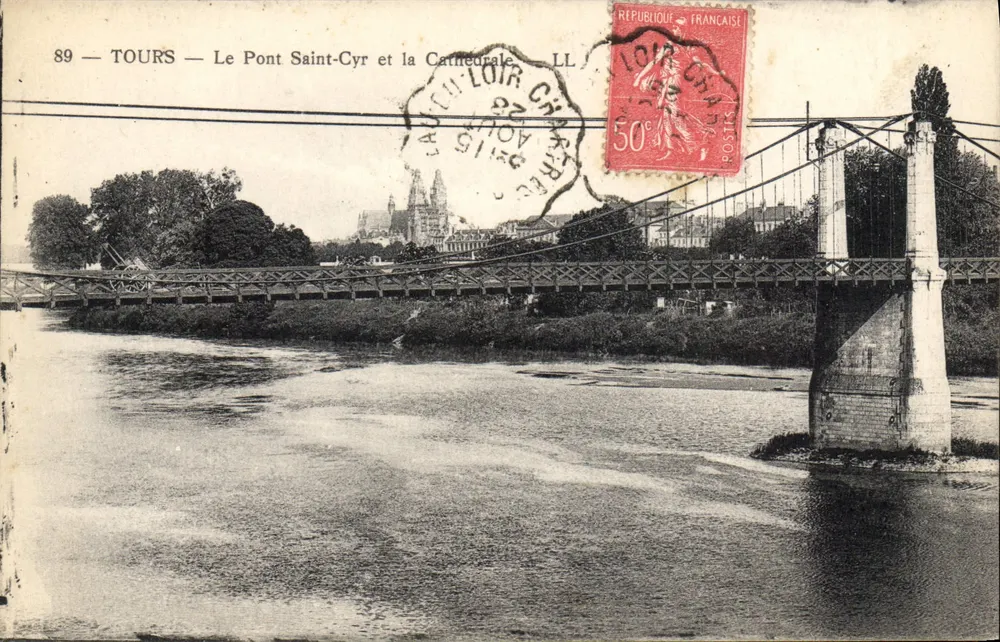 Tours — Le Pont Saint-Cyr et la Cathédrale — LL - Recto