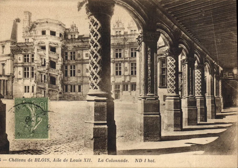 Schloss BLOIS — Flügel von Louis XII. Die Colonnade — ND I hot. - Vorderseite