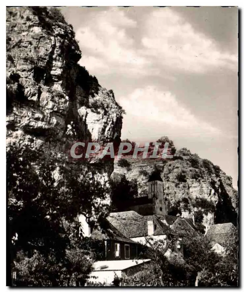 Vila encaixada em um cânion — vista da capela e das casas — Société des Arts des A.P.A. (Martel) - Clugues - Frente