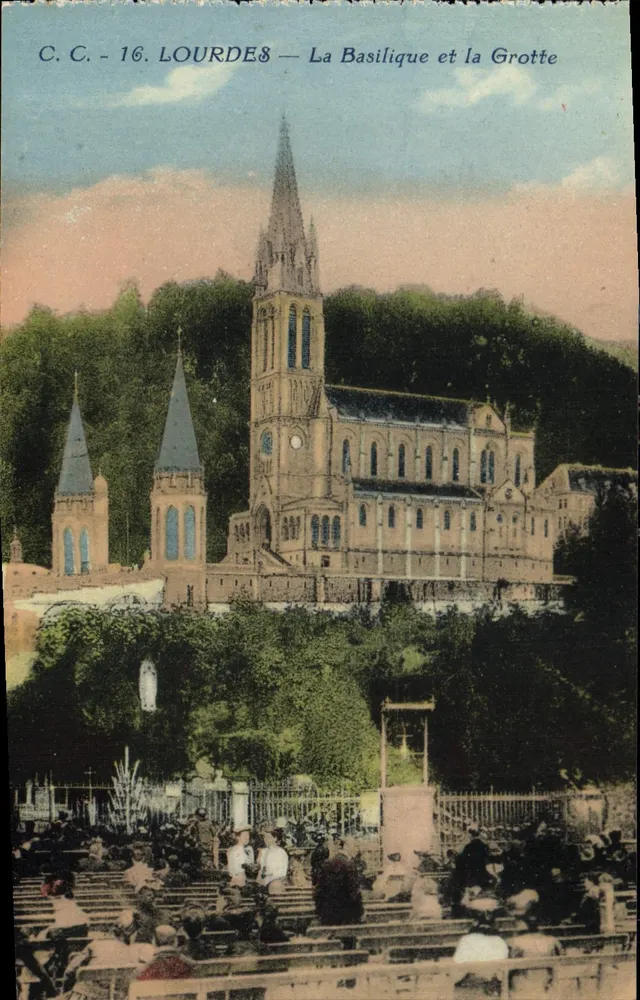 Lourdes — A Basílica e a Gruta — C.C. 16 - Frente