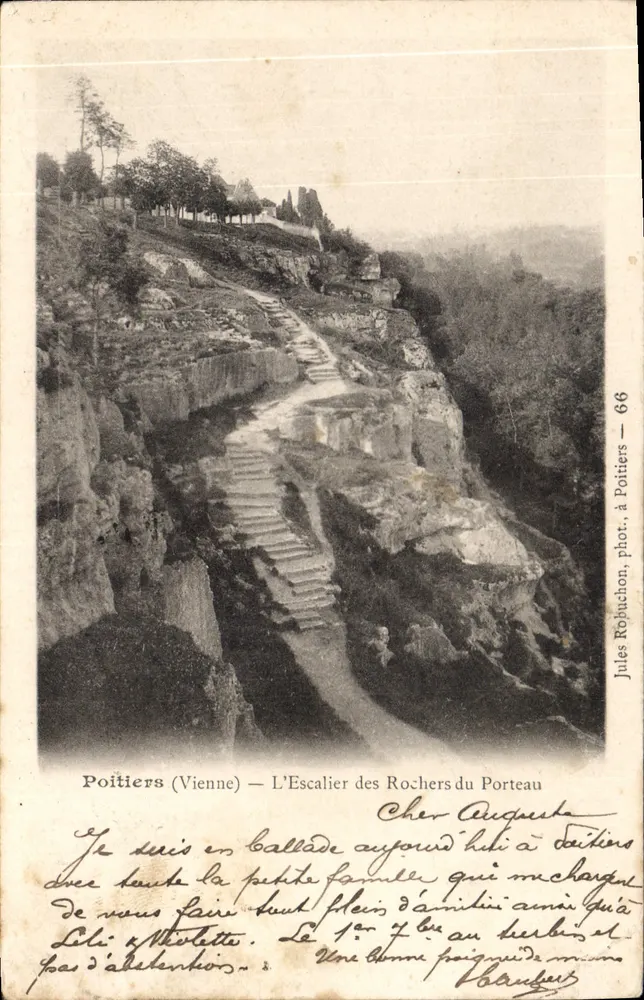 Poitiers (Vienne) — A Escada dos Rochos do Porteau — Jules Robuchon, fot. em Poitiers — 66 - Frente