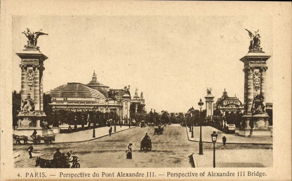 Paris — Perspectiva do Ponte Alexandre III — editor não identificado, n° de série 4 - Frente