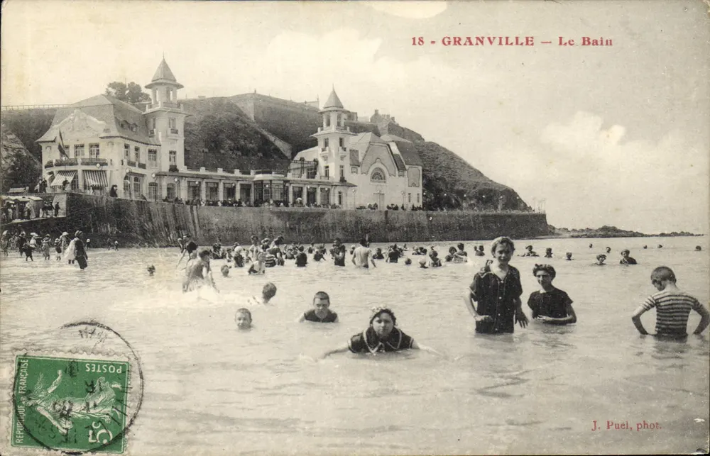 Granville — O Banho — J. Puel, fot. - Frente