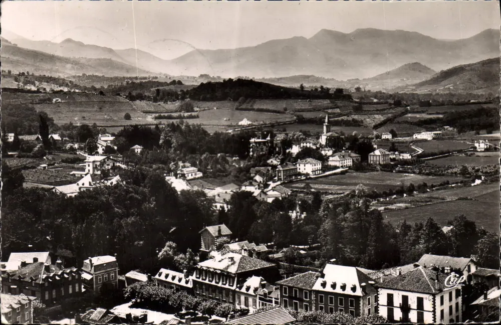 St-Jean-Pied-de-Port — Allgemeiner Blick zum Ispeguy-Pass — Cio des Arts Photomécaniques - Vorderseite