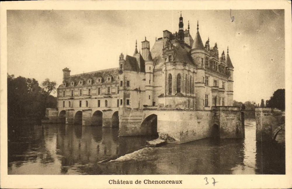 Castelo de Chenonceaux — vista sobre a Loire — editor desconhecido, n° 32 - Frente