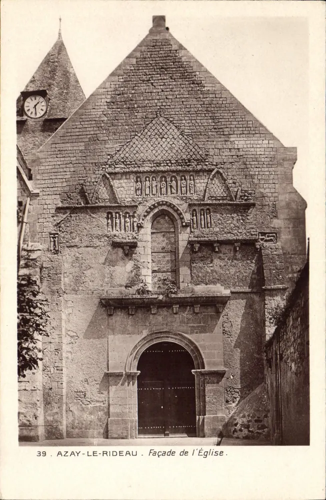 Azay-le-Rideau — Fachada da Igreja — Edição Château d'Azay-le-Rideau - Frente