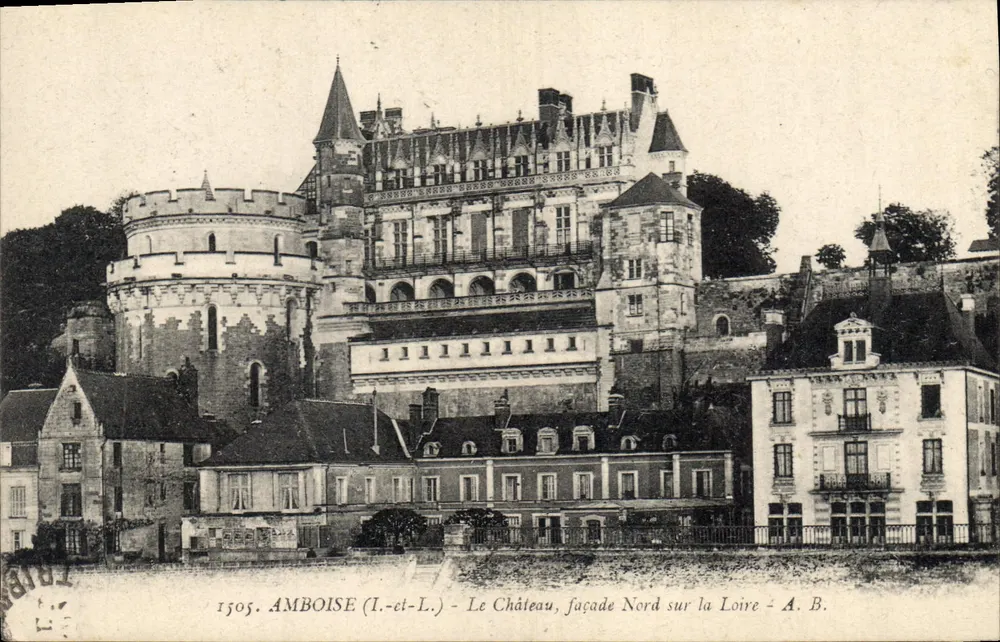 Amboise (Loire-et-Loire) - Das Schloss, Nordfassade am Fluss Loire - A.B. n°1505 - Vorderseite