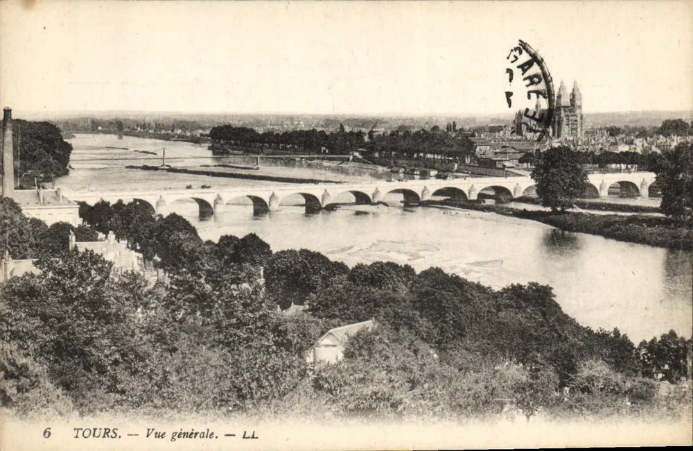 Tours — Vista geral — LL - Frente